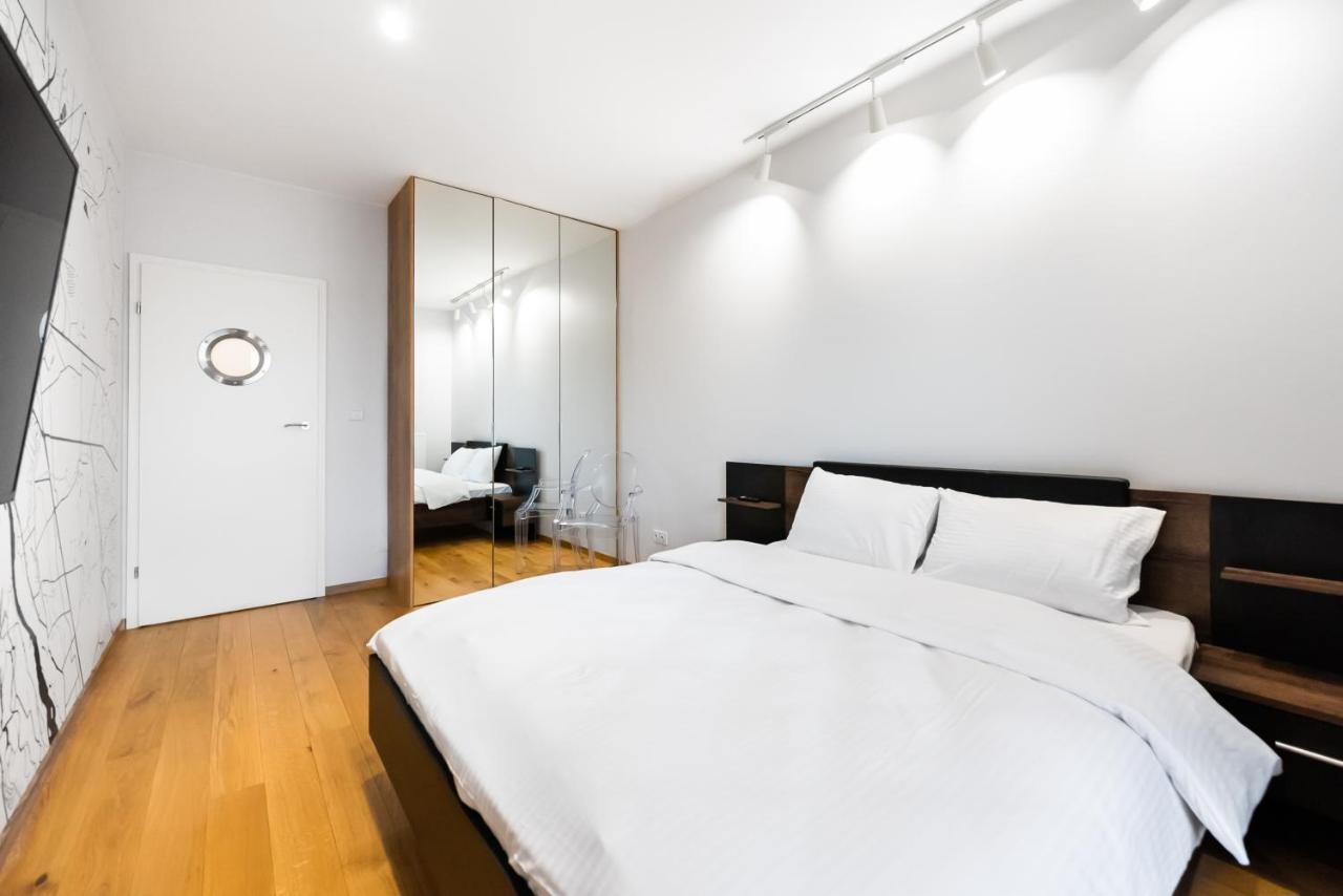 Bakalarska Modern Apartment وارسو المظهر الخارجي الصورة