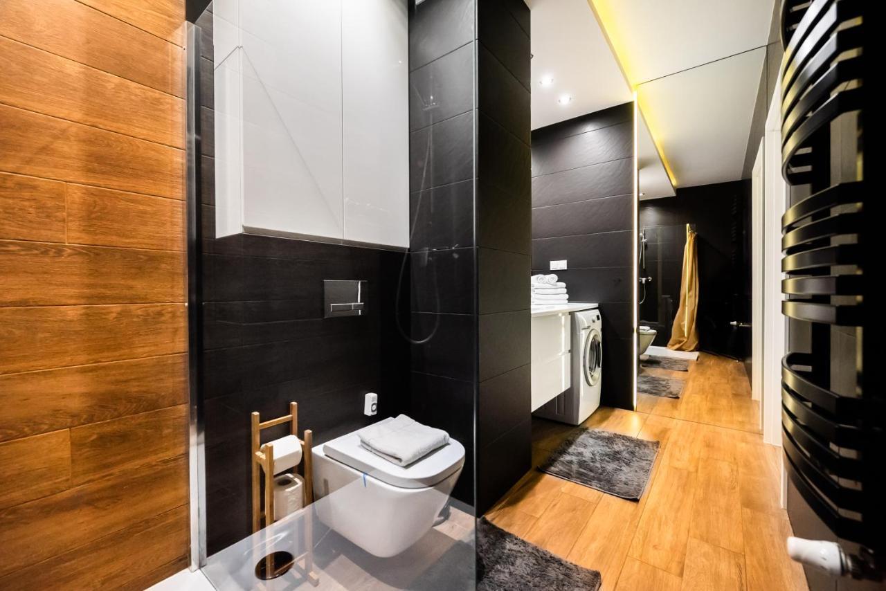 Bakalarska Modern Apartment وارسو المظهر الخارجي الصورة