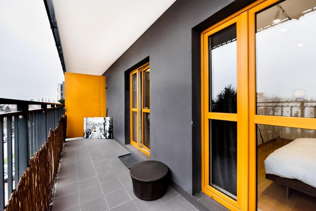 Bakalarska Modern Apartment وارسو المظهر الخارجي الصورة